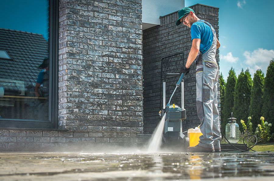 High-pressure cleaning service